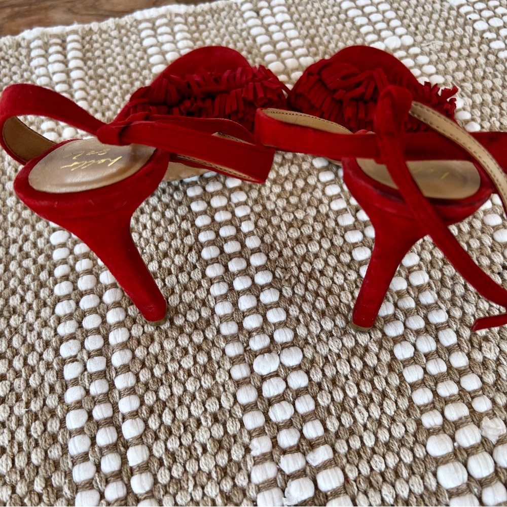 Banana Republic Red Suede Tassel Heels Size 8 - Picture 4 of 5